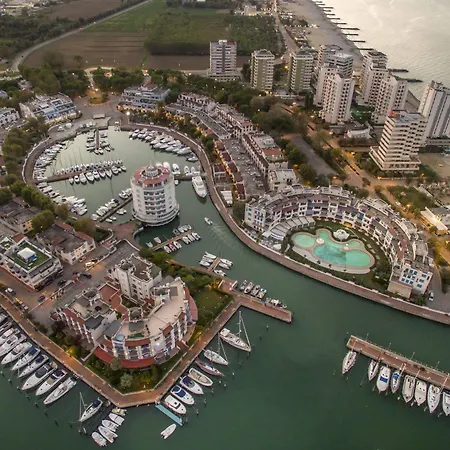 Portoverde Village